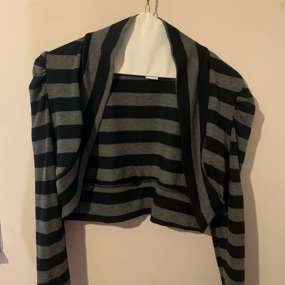 Half shirt